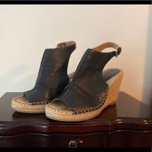 Leather banana republic wedges